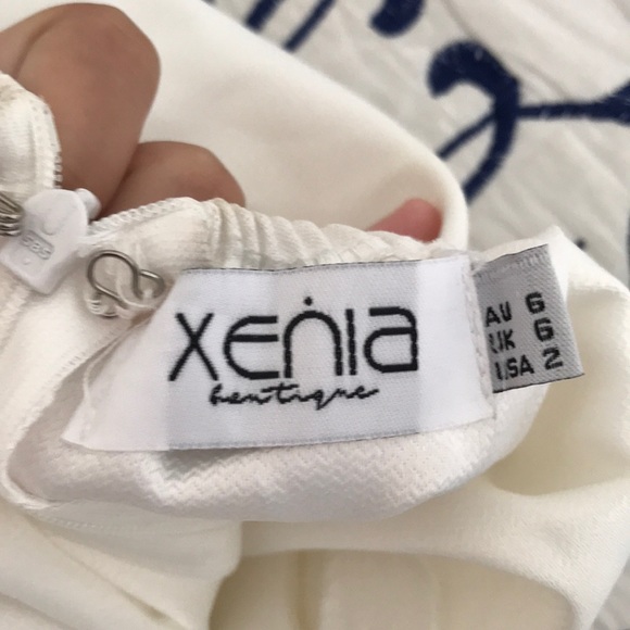 white dress - Picture 4 of 4